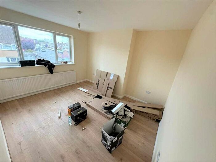 2 Bedroom Apartment To Rent In Essex Gardens, Hornchurch, RM11