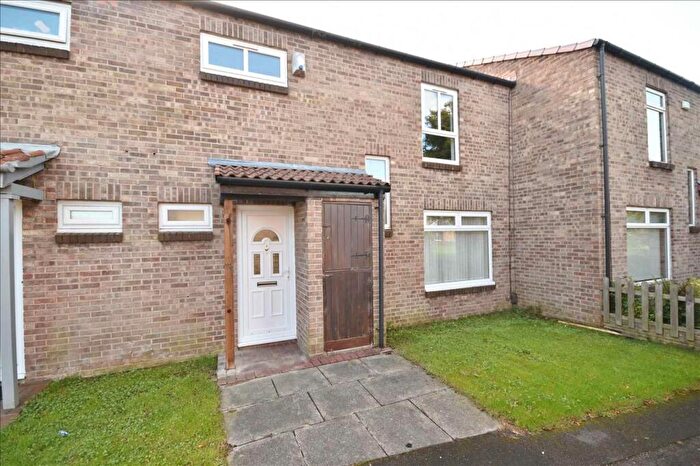3 Bedroom Town House To Rent In Buckshaw Hall Close, Chorley, PR7
