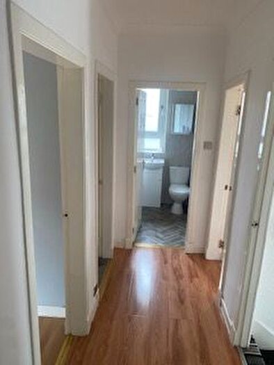 3 Bedroom Flat To Rent In Moidart Place, Craigton, Glasgow, G52