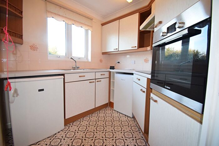 1 Bedroom Flat To Rent In Cranley Gardens, Wallington, SM6