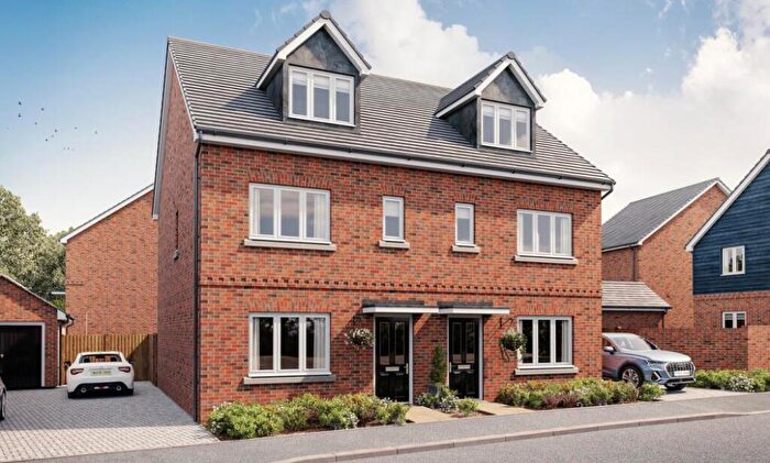 4 Bedroom Semi-Detached House For Sale In Ffordd Y Felen, Carway, Kidwelly, SA17