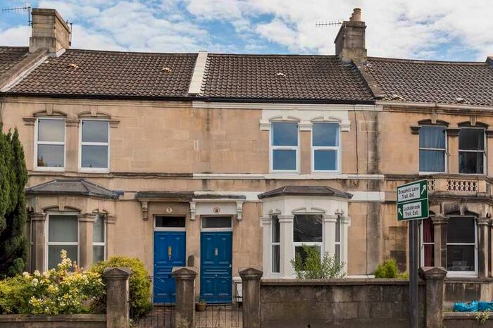 1 Bedroom Apartment To Rent In Windsor Villas, BA1