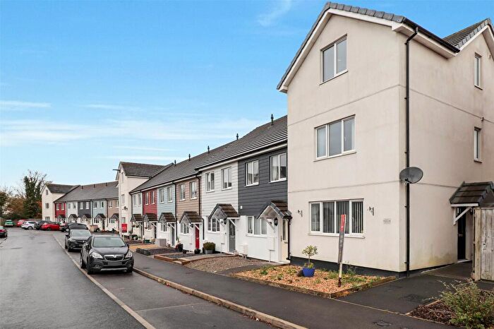 3 Bedroom End Of Terrace House For Sale In Pridham Place, Bideford, Devon, EX39