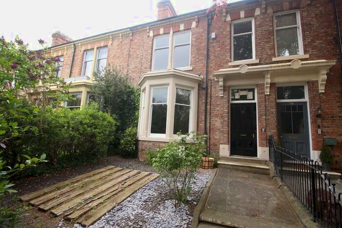 3 Bedroom Flat To Rent In Stanhope Road South, Darlington, Co. Durham, DL3