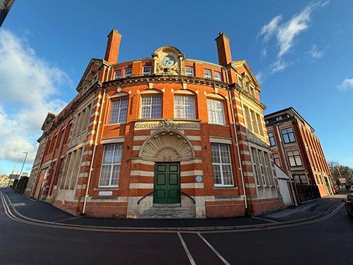 2 Bedroom Apartment To Rent In Sherborne Road, Yeovil, BA21
