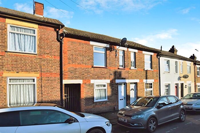 2 Bedroom Terraced House To Rent In Ebury Road, Watford, WD17