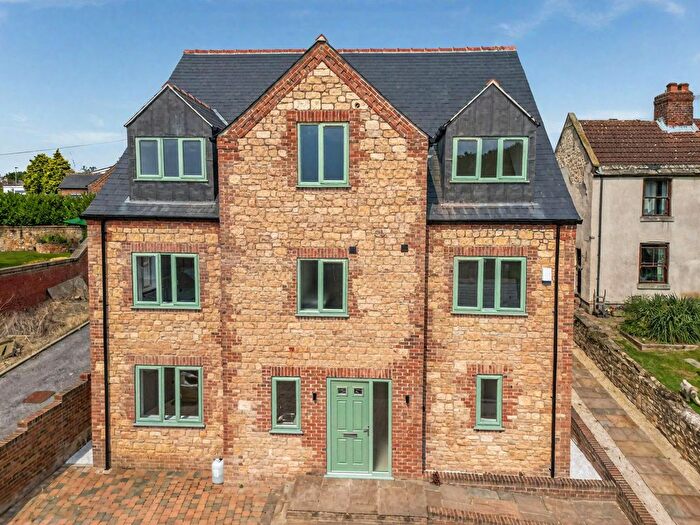 6 Bedroom Property For Sale In Stones Mews, Darrington, WF8