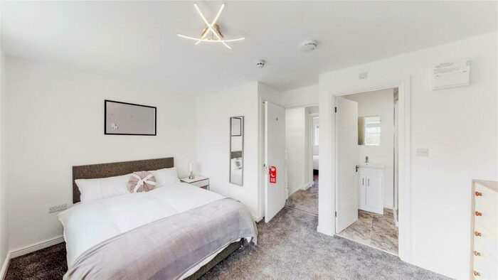 1 Bedroom Private Hall To Rent In Chamberlayne Avenue, Wembley, Middlesex, HA9