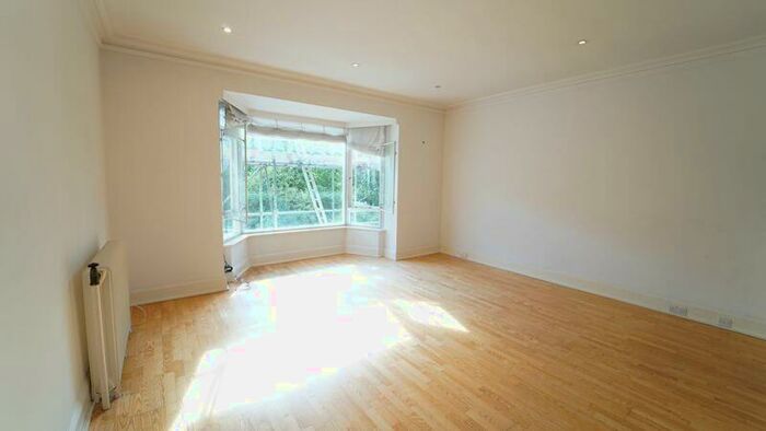 2 Bedroom Flat To Rent In Elsworthy Road, (Views Of Primrose Hill), NW3