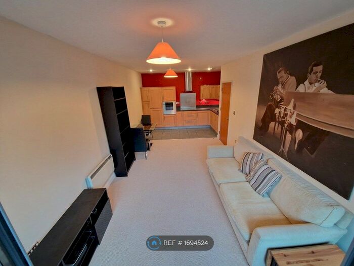 1 Bedroom Flat To Rent In Orb, B1