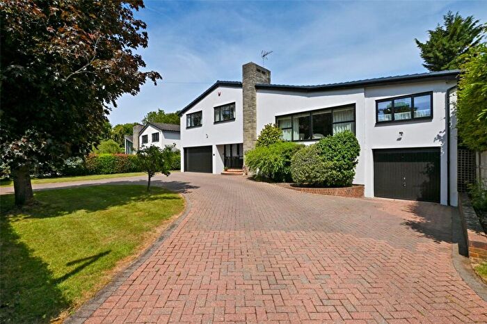 4 Bedroom Detached House For Sale In The Rushes, Maidenhead, Berkshire, SL6