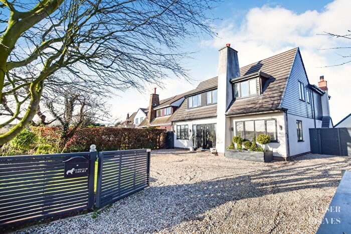 5 Bedroom Detached House For Sale In Kenyon Lane, Warrington, WA3