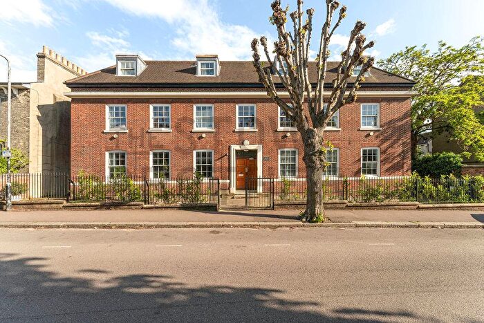 3 Bedroom Flat To Rent In Serenity Apartments, Grosvenor Park Road, Walthamstow, E17