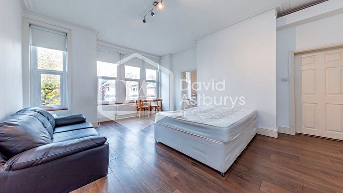 Studio To Rent In Princes Avenue, Muswell Hill, London, N10