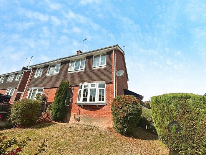 3 Bedroom Semi-Detached House For Sale In Falcon Way, Woodville, Swadlincote, Derbyshire, DE11