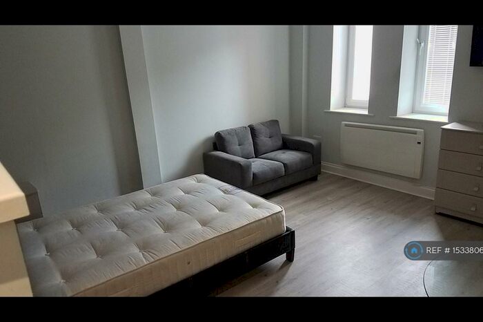 Studio To Rent In Yelverton Road, Bournemouth, BH1