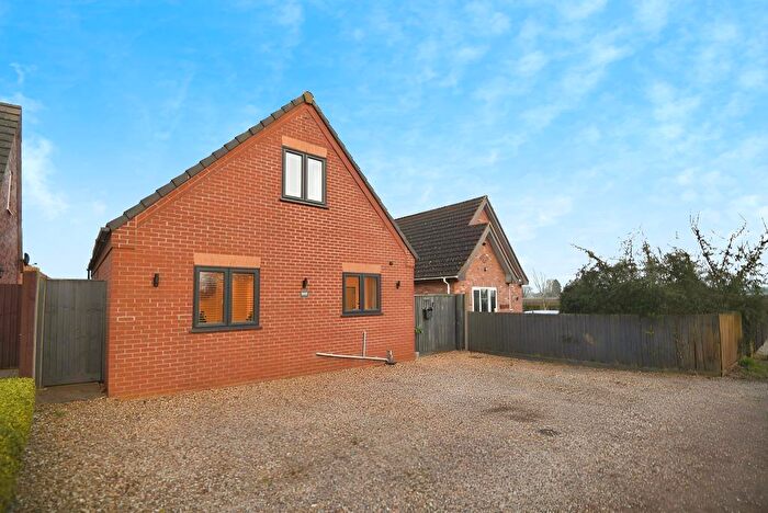2 Bedroom Chalet For Sale In Gadds Lane, Leverington, Wisbech, Cambridgeshire, PE13