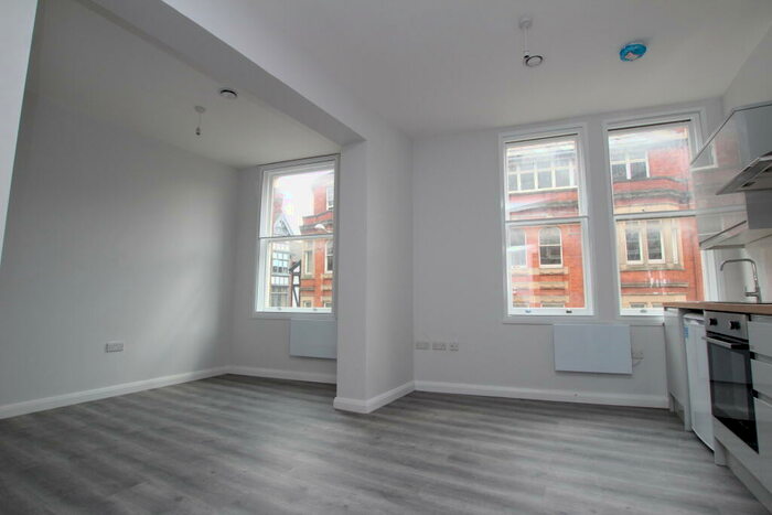 1 Bedroom Apartment To Rent In St Peter's Gate, Nottingham, NG1