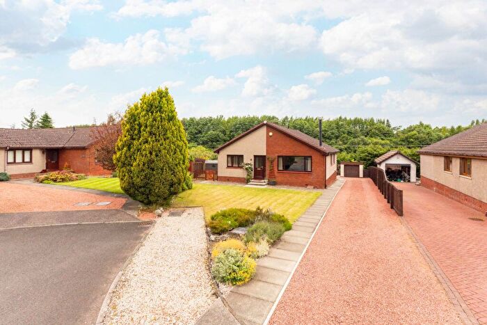 3 Bedroom Detached Bungalow For Sale In Burngrange Gardens, West Calder, EH55