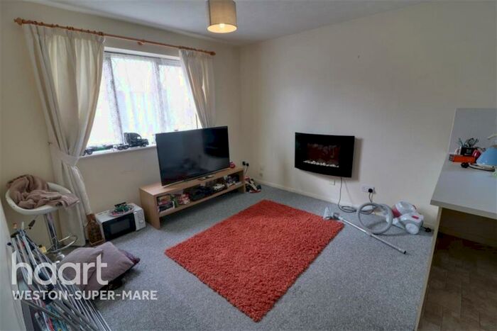 1 Bedroom Flat To Rent In Locking Castle, BS22