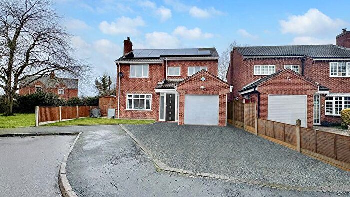 4 Bedroom Detached House For Sale In Wyatt Close, Martin, Lincoln, LN4