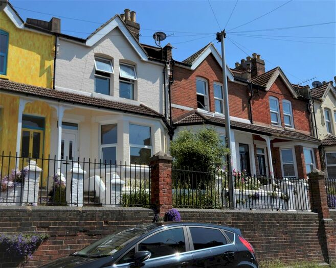 1 Bedroom Flat To Rent In Stonefield Road, Hastings, TN34