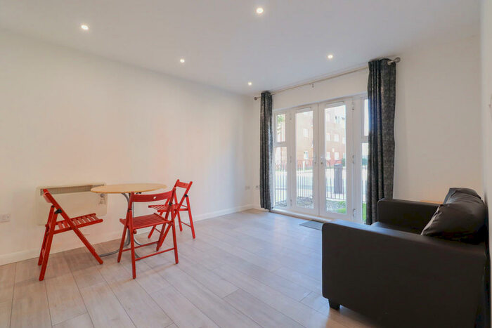 2 Bedroom Apartment To Rent In Monea Hall, Conisbrough Keep, Coventry, CV1