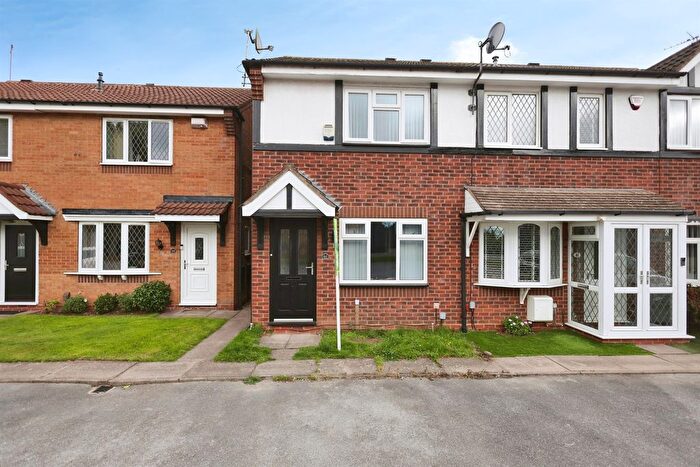 2 Bedroom Terraced House For Sale In Chaucer Close, Birmingham, B23