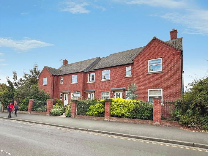 2 Bedroom Apartment For Sale In Clopton Road, Stratford-Upon-Avon, CV37