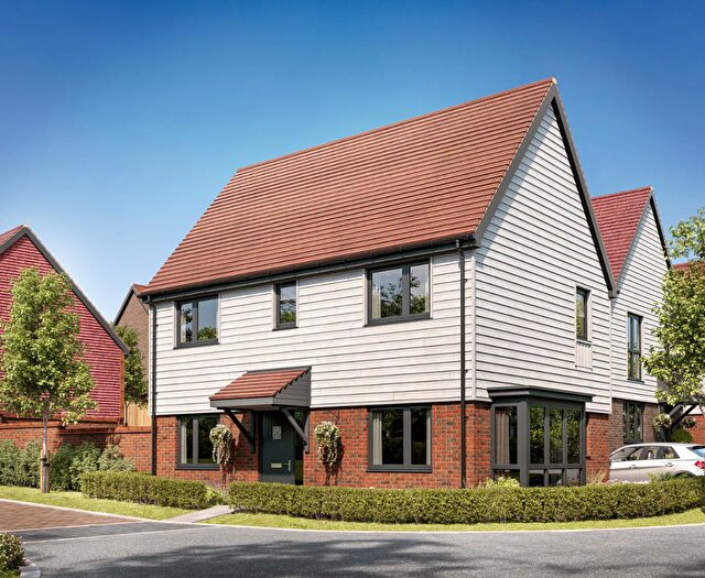 3 Bedroom Detached House For Sale In Westfield Drive, Hawkhurst, TN18