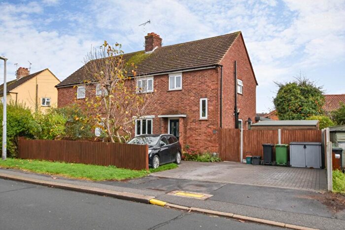 3 Bedroom Semi Detached House For Sale In St. Giles Crescent, Maldon, CM9