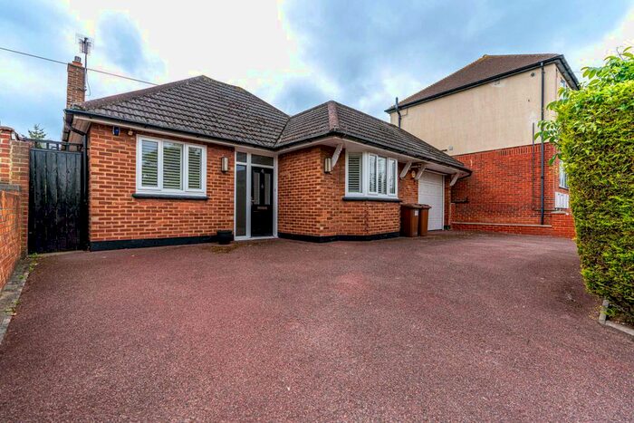 3 Bedroom Bungalow To Rent In Pattens Lane, Rochester, Kent, ME1