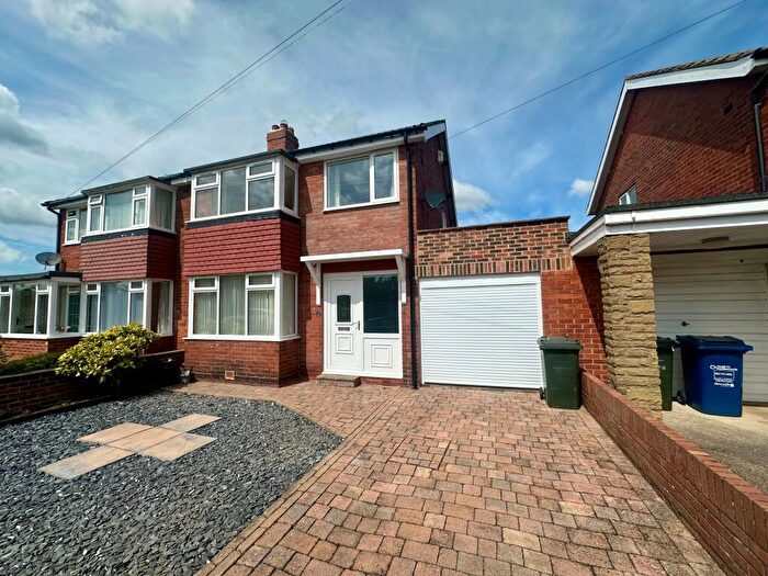 3 Bedroom Semi-Detached House For Sale In Ingleton Drive, Throckley, Newcastle Upon Tyne, NE15
