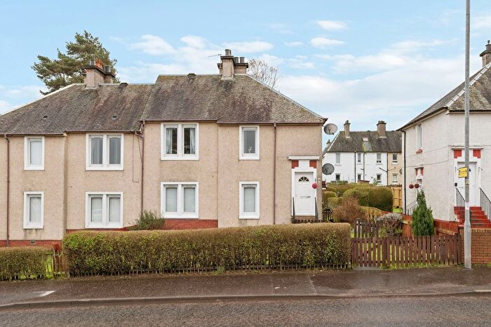 2 Bedroom Flat For Sale In Strathaven Road, Hamilton, ML3
