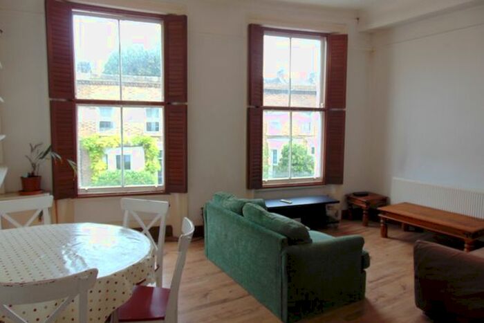 1 Bedroom Flat To Rent In B Melina Road, London, W12
