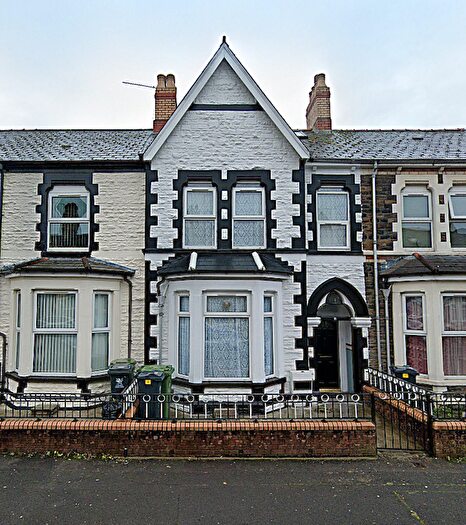 5 Bedroom Terraced House To Rent In De Burgh Street, Cardiff, CF11