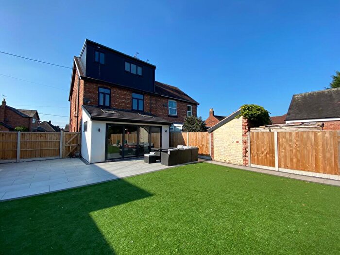 4 Bedroom Semi-Detached House For Sale In Newcastle Road, Shavington, CW2