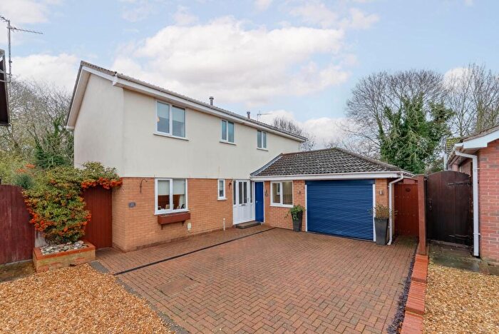 4 Bedroom Detached House For Sale In Fairfields Drive, Ramsey, Huntingdon, Cambridgeshire, PE26