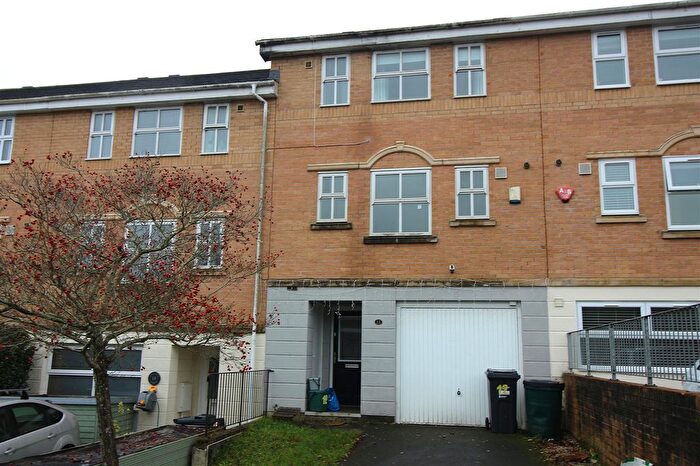 3 Bedroom Town House To Rent In Rogers Drive, Saltash, PL12