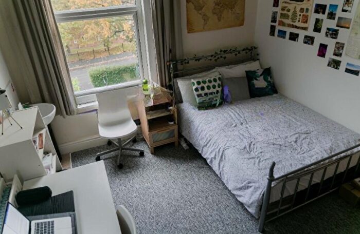 8 Bedroom House To Rent In Consort Walk, Leeds, LS3