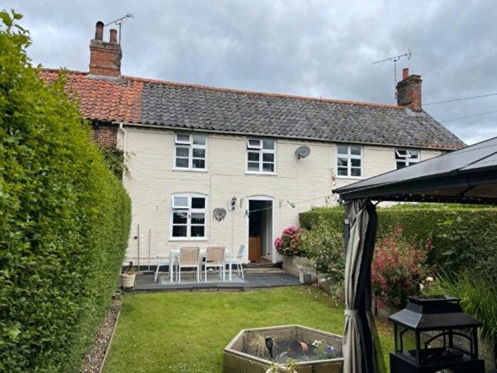 3 Bedroom Cottage For Sale In Manships, School Road, Ludham, Great Yarmouth, Norfolk, NR29