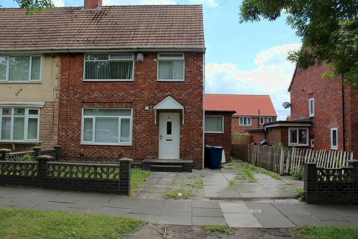 3 Bedroom Semi-Detached House To Rent In Binswood Avenue, Newcastle Upon Tyne, NE5