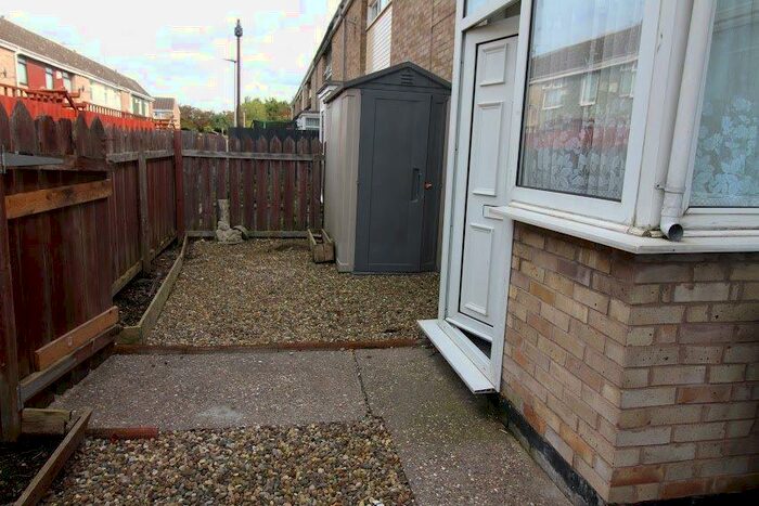 3 Bedroom Terraced House To Rent In Sandford Close, Hull, HU7