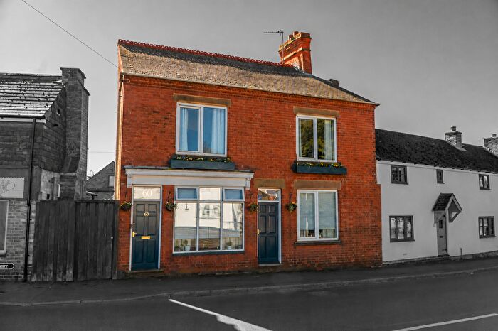 3 Bedroom Semi-Detached House For Sale In Main Street, Newbold Verdon, LE9