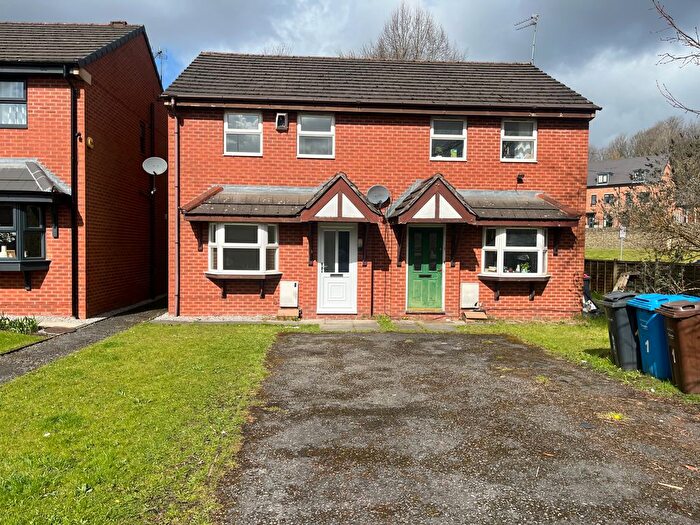 3 Bedroom Semi-Detached House To Rent In Cowling Street, Salford, M7