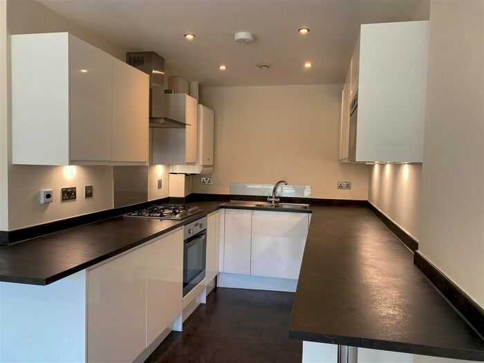 2 Bedroom Flat To Rent In High Street, Walsall, WS1