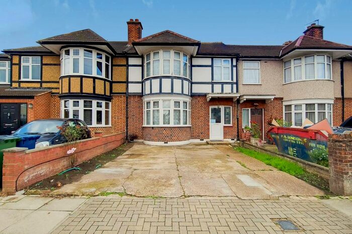 3 Bedroom Terraced House To Rent In Beaufort Avenue, Kenton, Harrow, HA3