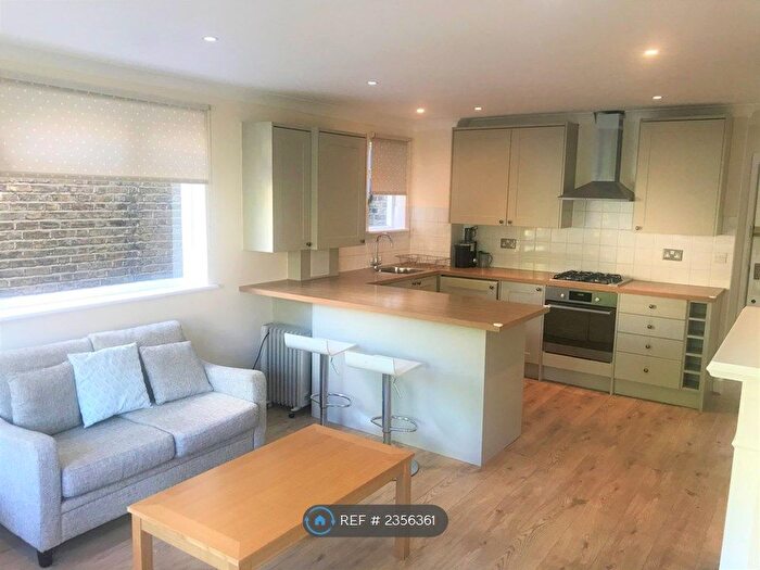 2 Bedroom Flat To Rent In Wandsworth Bridge Road, London, SW6