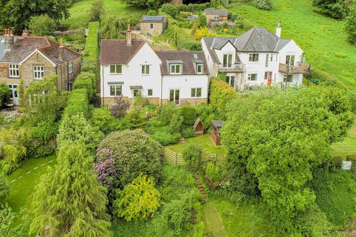 4 Bedroom Detached House For Sale In Sir William Hill Road, Grindleford, Hope Valley, S32