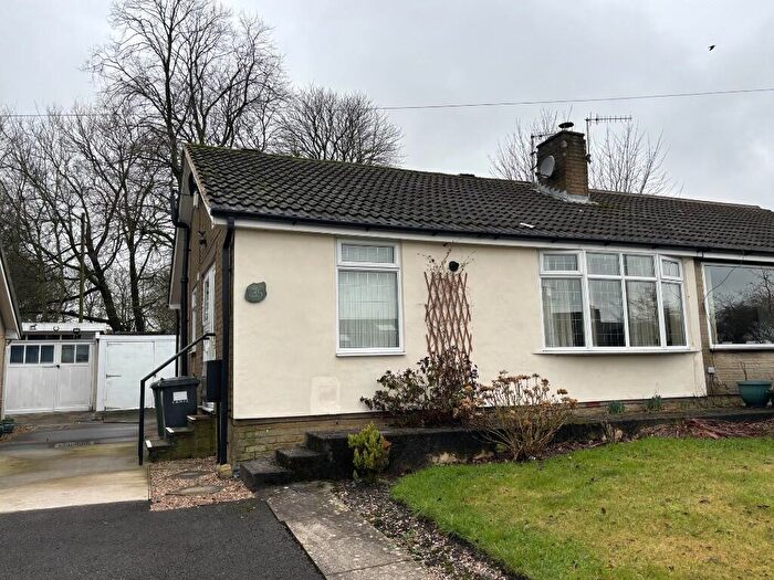 2 Bedroom Semi-Detached Bungalow For Sale In Derwent Avenue, BD15